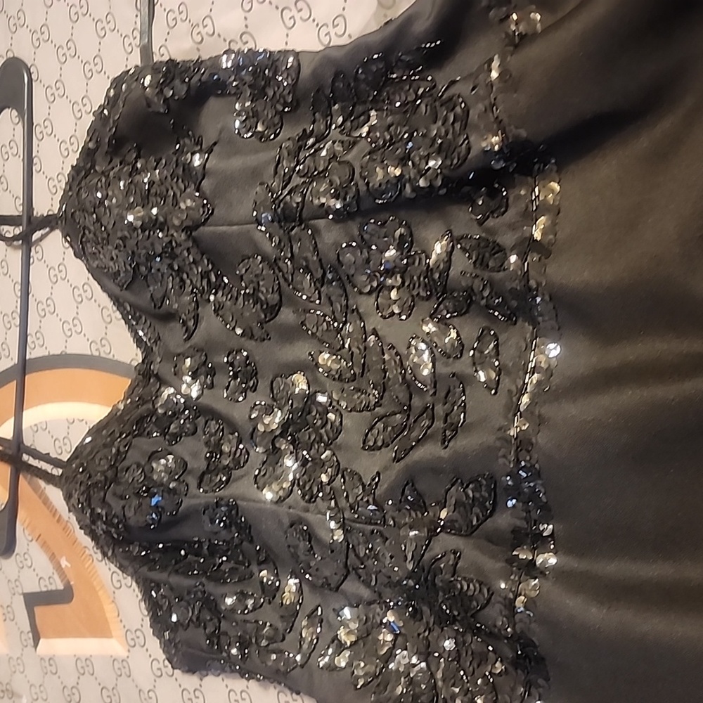 Women's dress